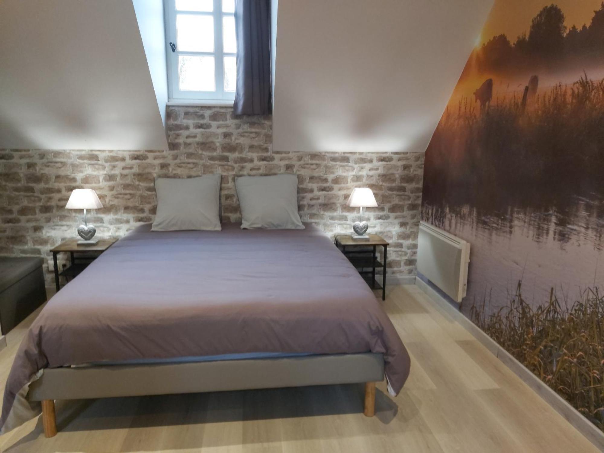 Le Bonheur Des Plumes Bed and Breakfast Montmartin-en-Graignes Εξωτερικό φωτογραφία